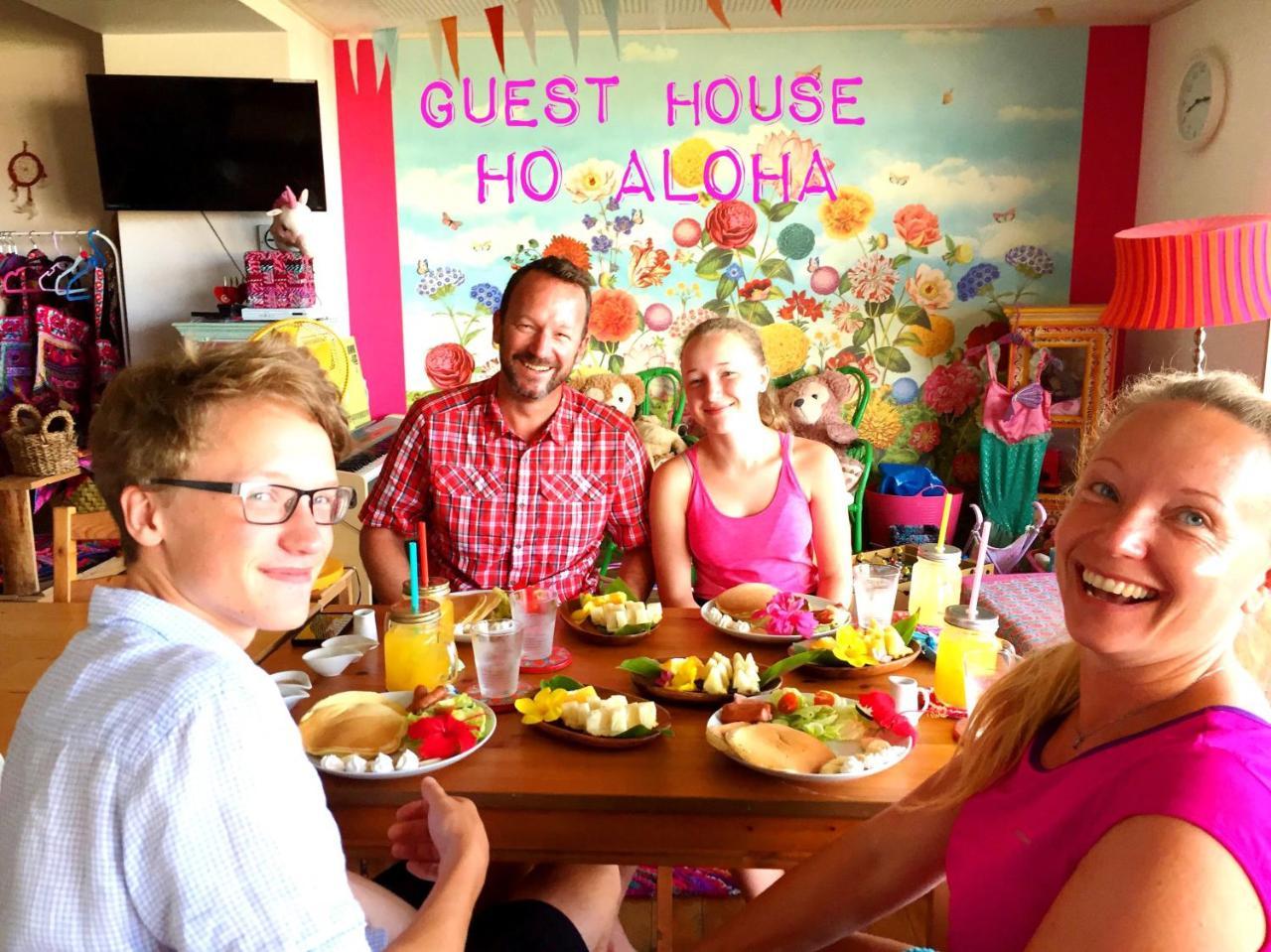 Guesthouse Ho Aloha Ishigaki  Buitenkant foto